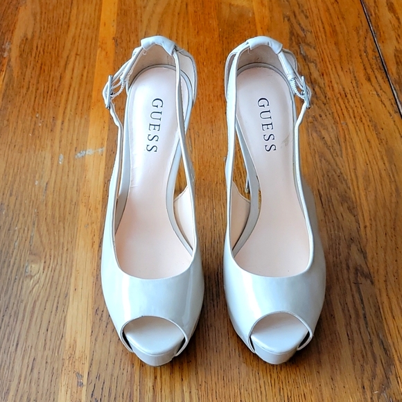 Guess sz 6 nude heels - Picture 1 of 6